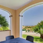 Residenza Le Farfalle Semesterbostad Tergu