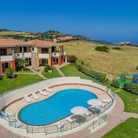 Сasa de vacaciones Residenza Le Farfalle Tergu